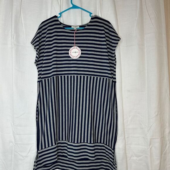 Umgee Dresses & Skirts - Umgee Dress Woman's Medium Hi Lo Hem w/ Pockets Grey & Navy Striped NWT
